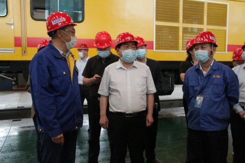 襄阳市副市长李德璋一行莅临时博（中国）重工开展工业企业调研工作