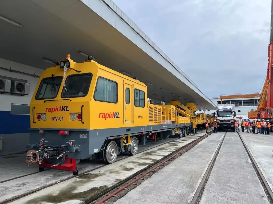 时博（中国）重工马来西亚地铁3号线（LRT-3）项目车辆顺利送抵现场